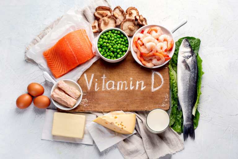 frutta sul tavolo contenente la vitamina D
